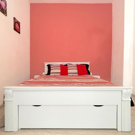 Appartamento Evu Long Street Braşov Esterno foto