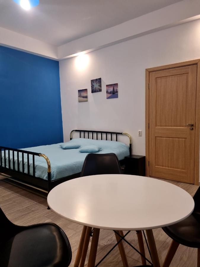 Appartamento Evu Long Street Braşov Esterno foto