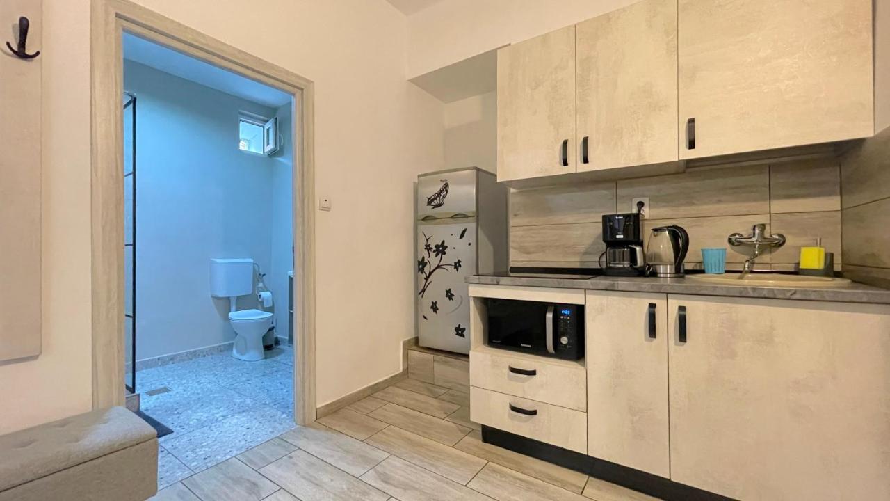 Appartamento Evu Long Street Braşov Esterno foto