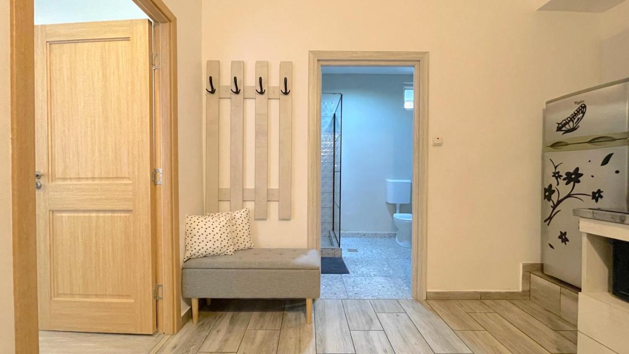 Appartamento Evu Long Street Braşov Esterno foto