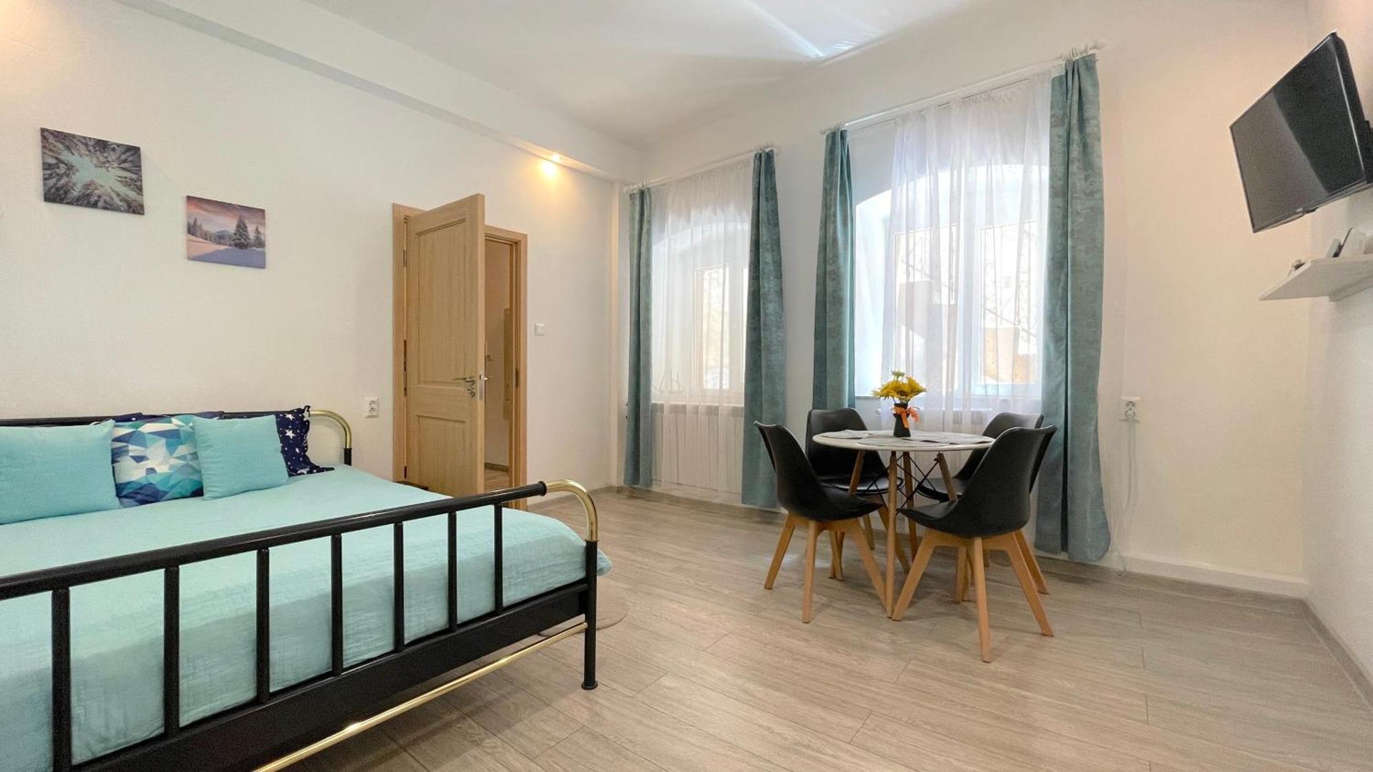 Appartamento Evu Long Street Braşov Esterno foto