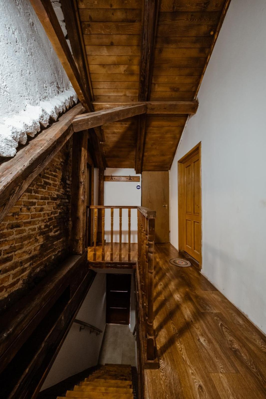 Appartamento Evu Long Street Braşov Esterno foto