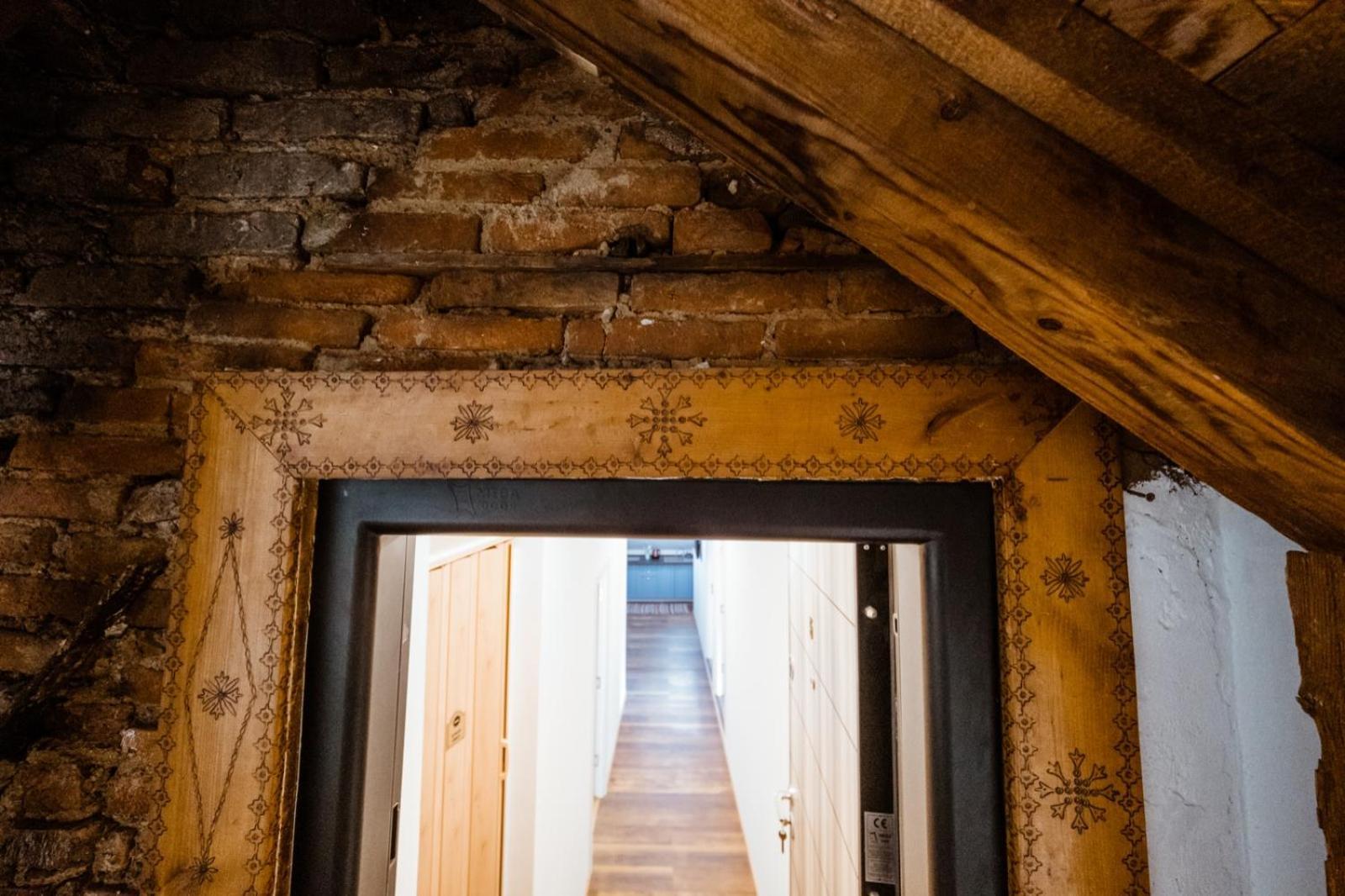 Appartamento Evu Long Street Braşov Esterno foto